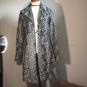 Leopard print trench coat M